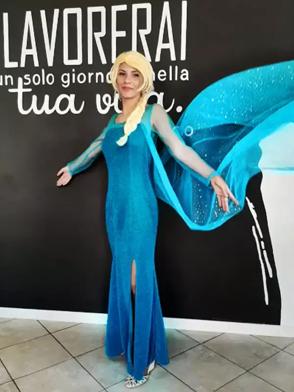 Elsa dal mondo di Frozen invitala alla Tua Festa